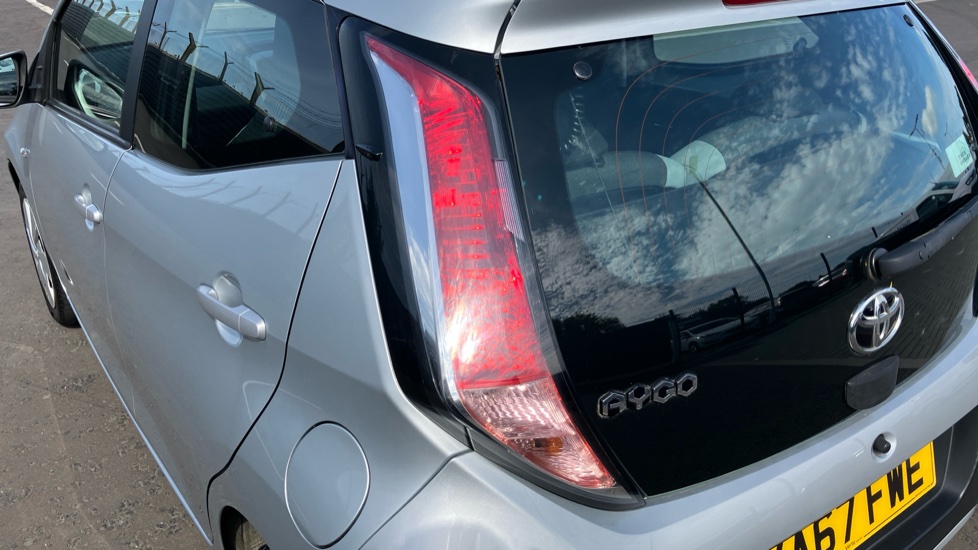 Toyota Aygo 1.0 VVT-i X-Play 5dr Petrol Hatchback - Image 21