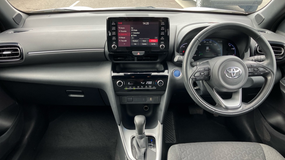 Toyota Yaris Cross 1.5 Hybrid Design 5dr CVT Hybrid Estate - Image 6