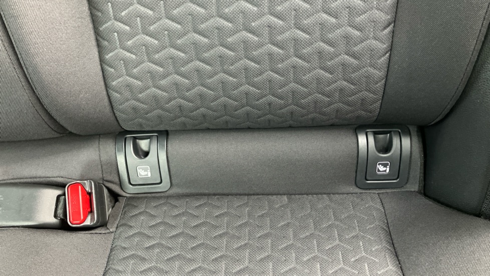 Toyota Yaris Cross 1.5 Hybrid Design 5dr CVT Hybrid Estate - Image 14