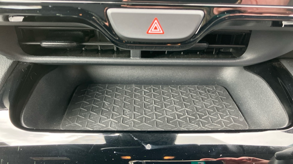 Toyota Yaris Cross 1.5 Hybrid Design 5dr CVT Hybrid Estate - Image 38