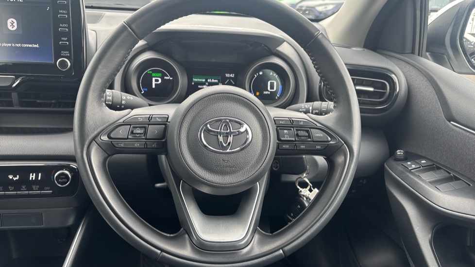 Toyota Yaris 1.5 Hybrid Design 5dr CVT Hybrid Hatchback - Image 10