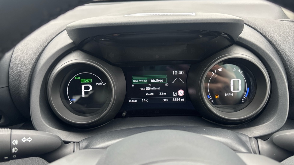 Toyota Yaris 1.5 Hybrid Design 5dr CVT Hybrid Hatchback - Image 11