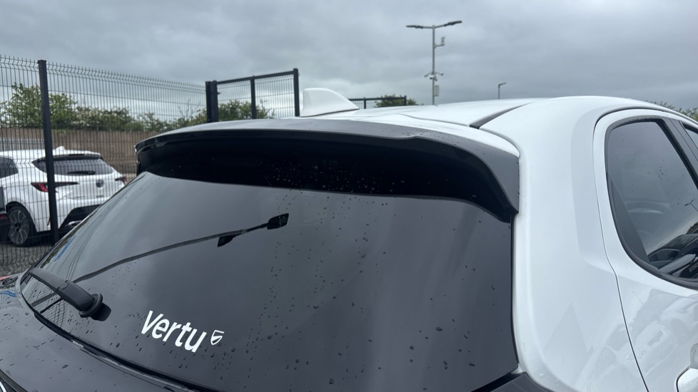 Toyota Yaris 1.5 Hybrid Design 5dr CVT Hybrid Hatchback - Image 31