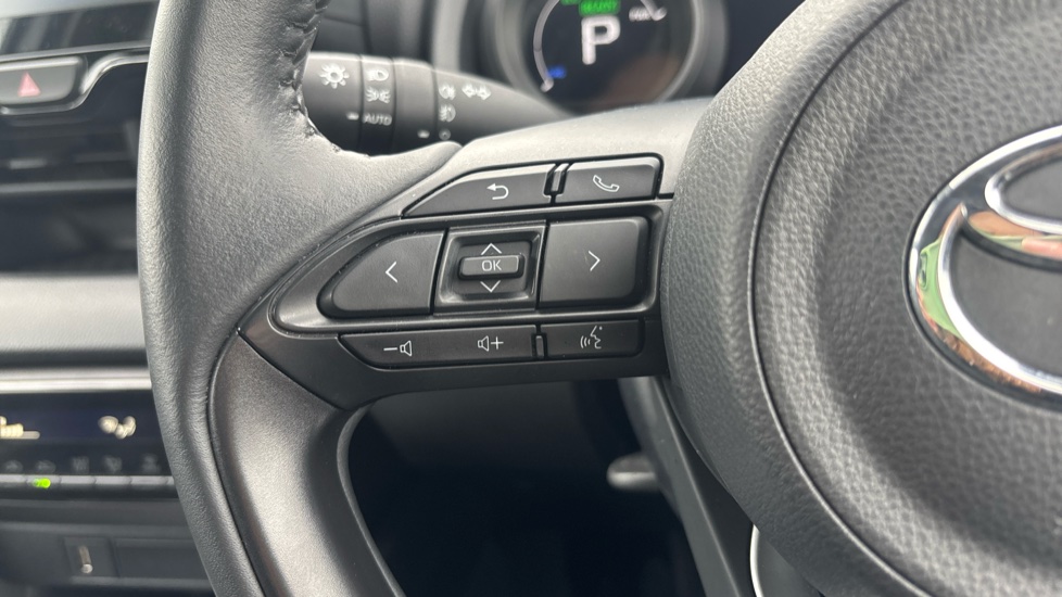 Toyota Yaris 1.5 Hybrid Design 5dr CVT Hybrid Hatchback - Image 47