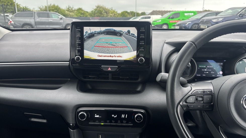 Toyota Yaris 1.5 Hybrid Design 5dr CVT Hybrid Hatchback - Image 60