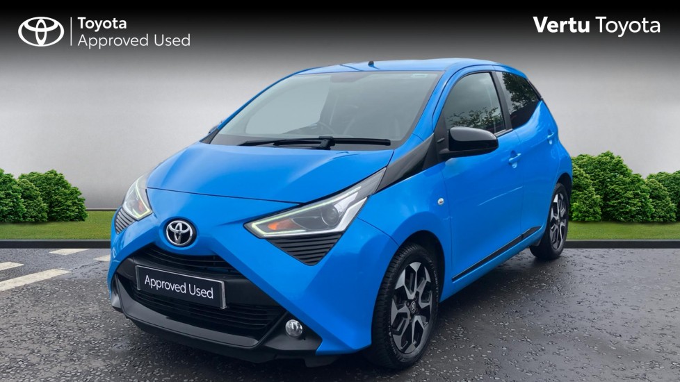 Toyota Aygo 1.0 VVT-i X-Trend 5dr x-shift Petrol Hatchback - Image 3