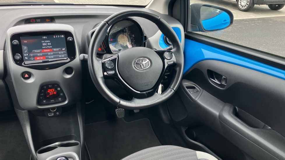 Toyota Aygo 1.0 VVT-i X-Trend 5dr x-shift Petrol Hatchback - Image 7