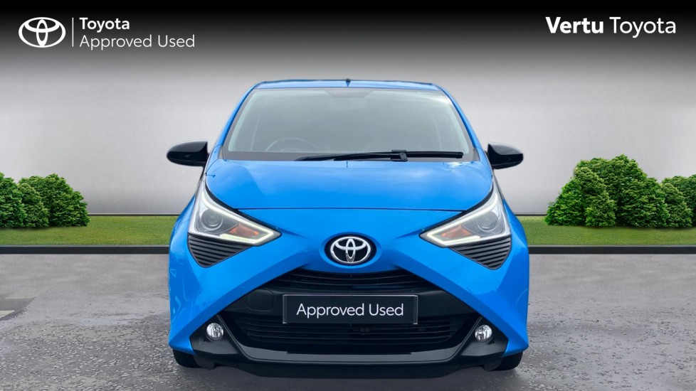 Toyota Aygo 1.0 VVT-i X-Trend 5dr x-shift Petrol Hatchback - Image 22