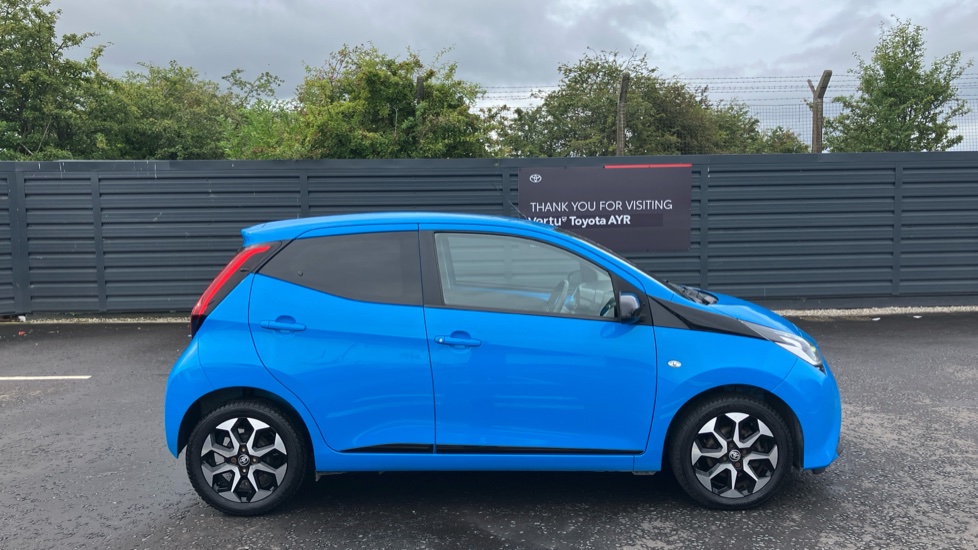 Toyota Aygo 1.0 VVT-i X-Trend 5dr x-shift Petrol Hatchback - Image 23