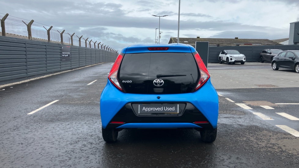 Toyota Aygo 1.0 VVT-i X-Trend 5dr x-shift Petrol Hatchback - Image 26