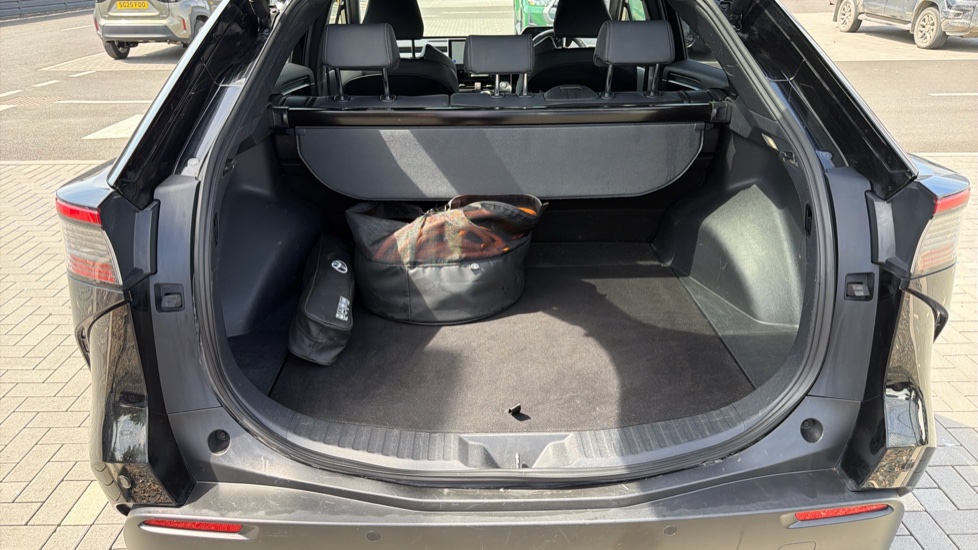 Toyota bZ4X 150kW Motion 71.4kWh 5dr Auto Electric Hatchback - Image 13