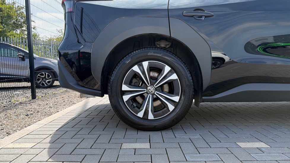 Toyota bZ4X 150kW Motion 71.4kWh 5dr Auto Electric Hatchback - Image 25