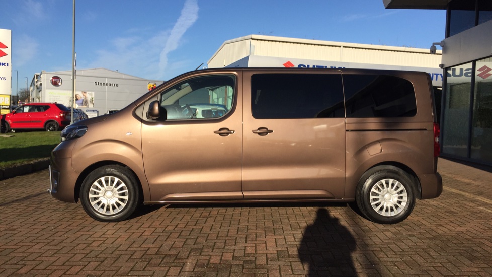 Toyota Proace Verso Diesel Estate 2.0D Shuttle Medium 5dr 9 SEATER