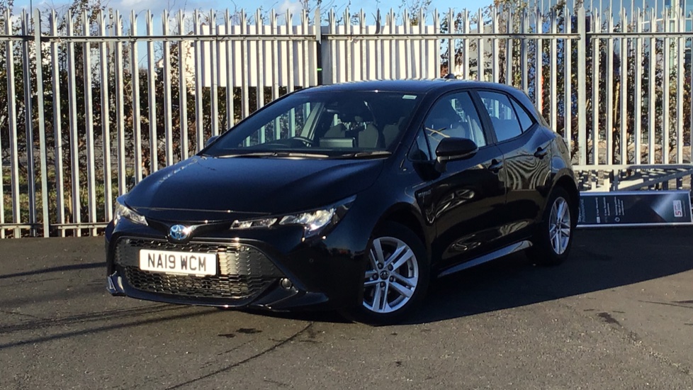 Toyota Corolla Hatchback 1.8 VVT-i Hybrid Icon Tech 5-Dr ...