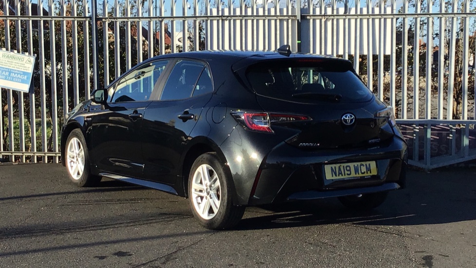 Toyota Corolla Hatchback 1.8 VVT-i Hybrid Icon Tech 5-Dr ...