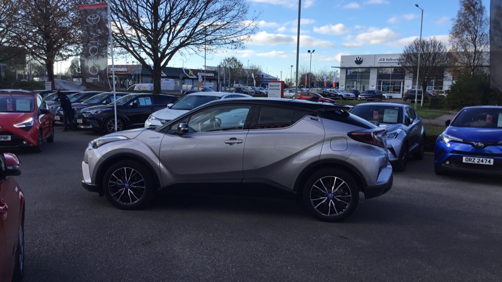 Toyota C-hr Hatchback 1.8 Hybrid Excel 5dr CVT Leather, Used vehicle, by Motorline Ashford Ashford