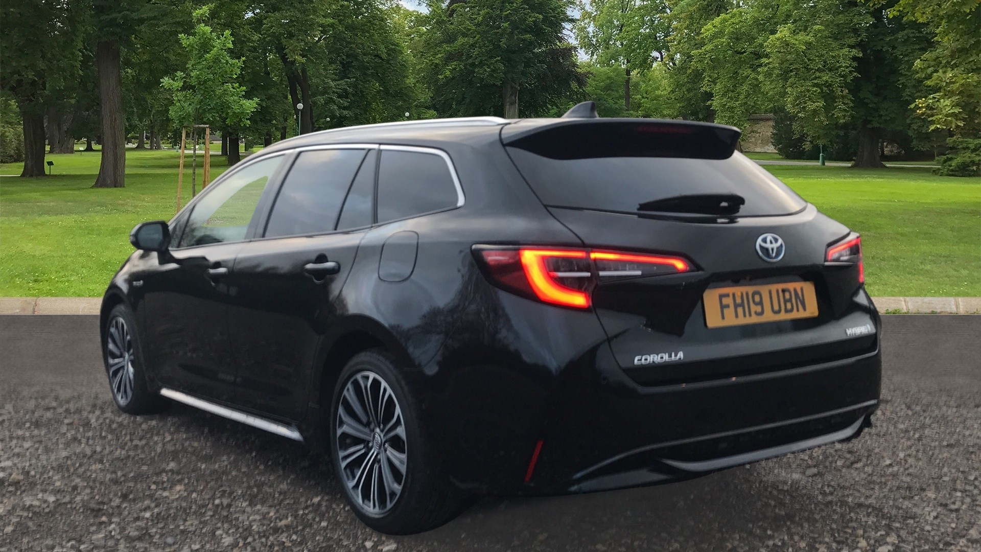 2019 Toyota Corolla Estate 2.0 VVT-i Excel Hybrid - Ron Brooks
