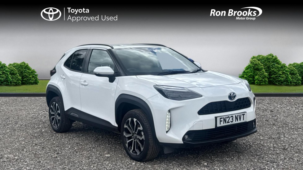 2023 TOYOTA YARIS CROSS APPROVED USED TOYOTA 1.5 VVT H DESIGN E CVT EUR TOYOTA ILKESTON... photo