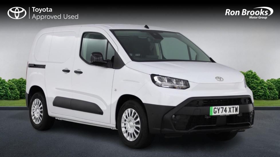 2024 TOYOTA PROACE CITY LOW MILES TOYOTA APPROVED FSH 50KWH ICON SHORT PANEL VAN TOYOTA MANSFIELD... photo