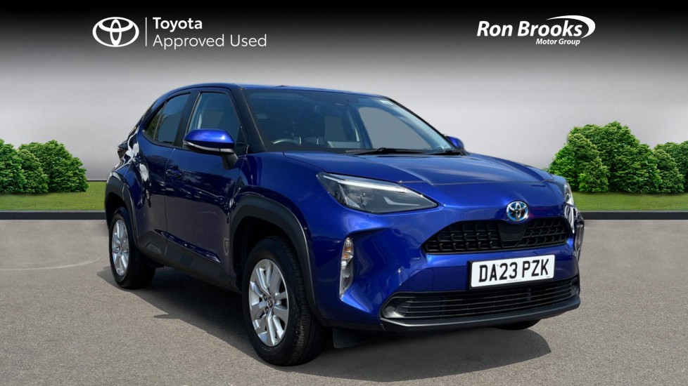 2023 TOYOTA YARIS CROSS 1 OWNER FSH 12M TOYOTA WTY 1.5 VVT H ICON E CVT... photo