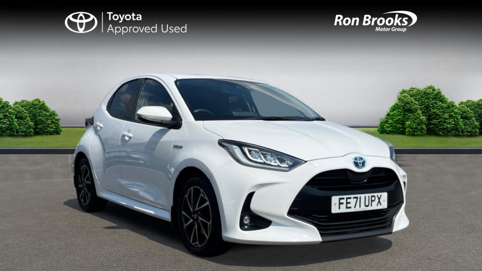 2021 TOYOTA YARIS FULL SERVICE HISTORY 1.5 VVT H DESIGN E CVT EUR TOYOTA MANSFIELD... photo