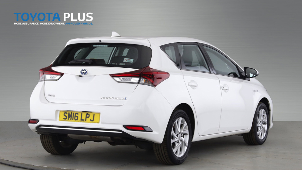 Used Toyota Auris White Toyota Aylesbury Steven Eagell Group