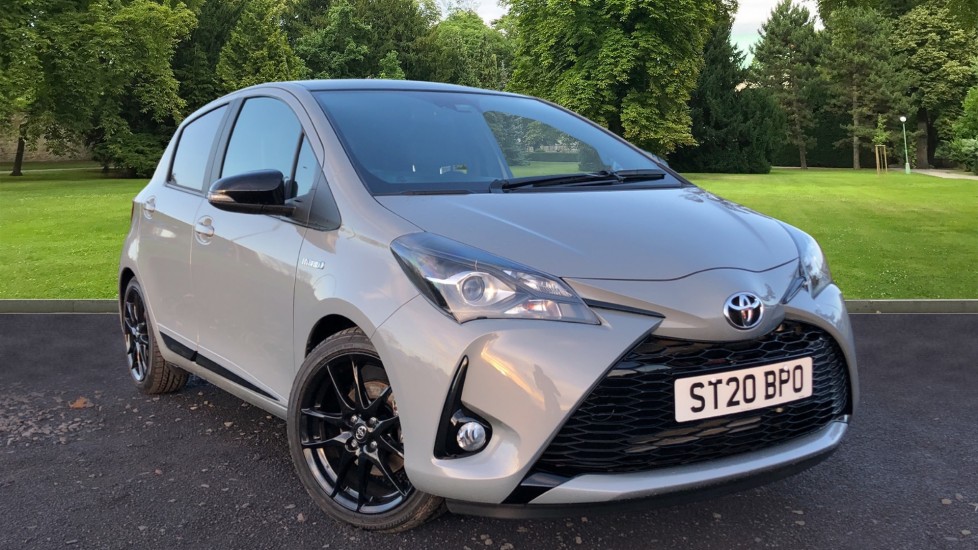 Toyota Yaris Hybrid 1.5 VVT-i (100bhp) GR-Sport, Used vehicle, by Struan Motors Dundee Dundee