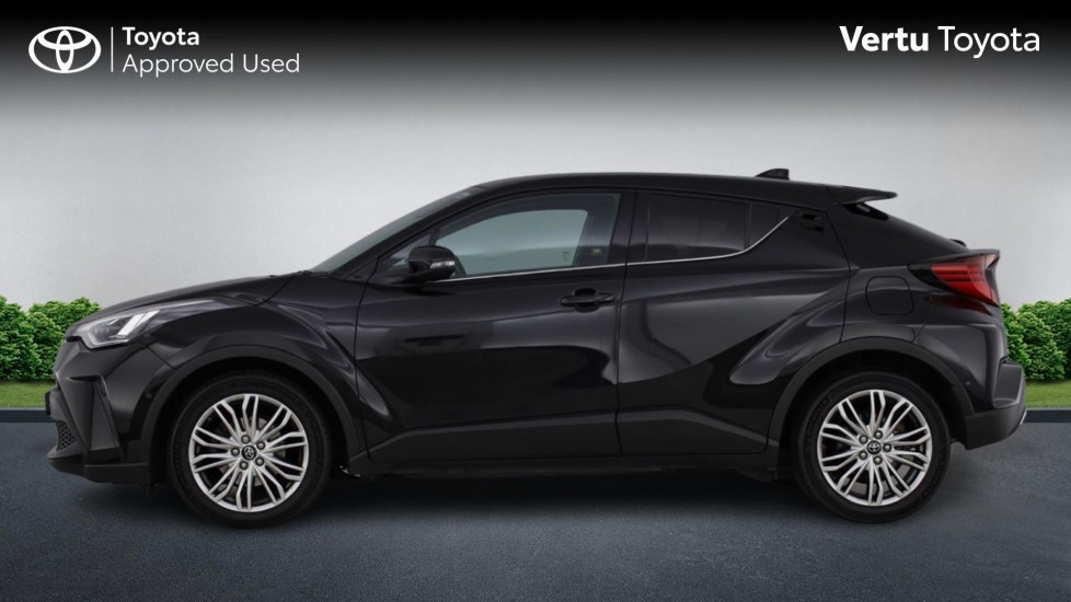 Toyota C-HR 2.0 Hybrid Excel 5dr CVT Hybrid Hatchback - Image 24