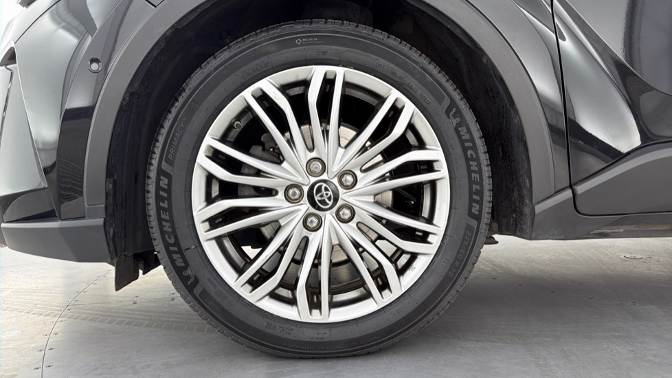 Toyota C-HR 2.0 Hybrid Excel 5dr CVT Hybrid Hatchback - Image 25