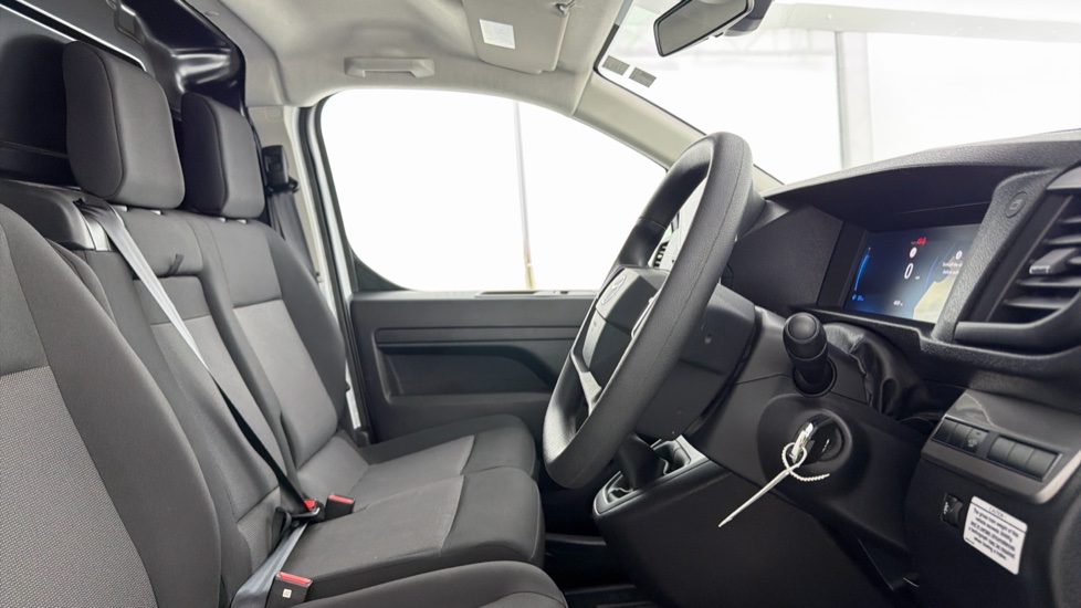 Toyota Proace L2 Diesel 2.0D 145 Icon Van - Image 12