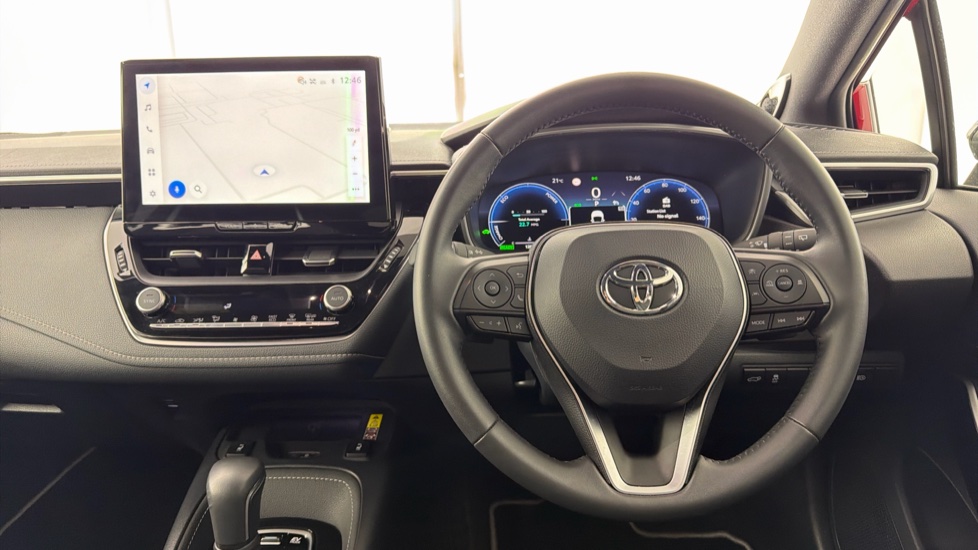 Toyota Corolla 2.0 Hybrid 178 Excel 5dr CVT Hybrid Estate - Image 7