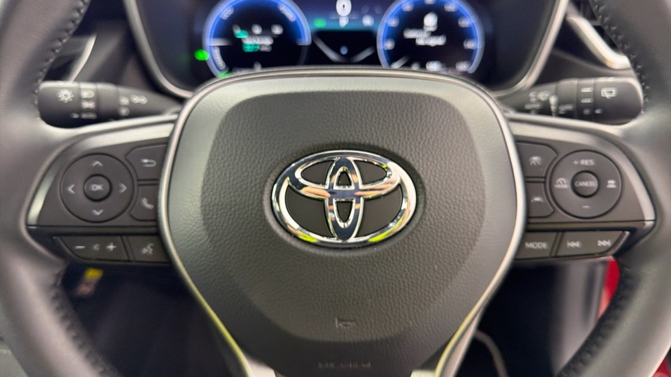 Toyota Corolla 2.0 Hybrid 178 Excel 5dr CVT Hybrid Estate - Image 10