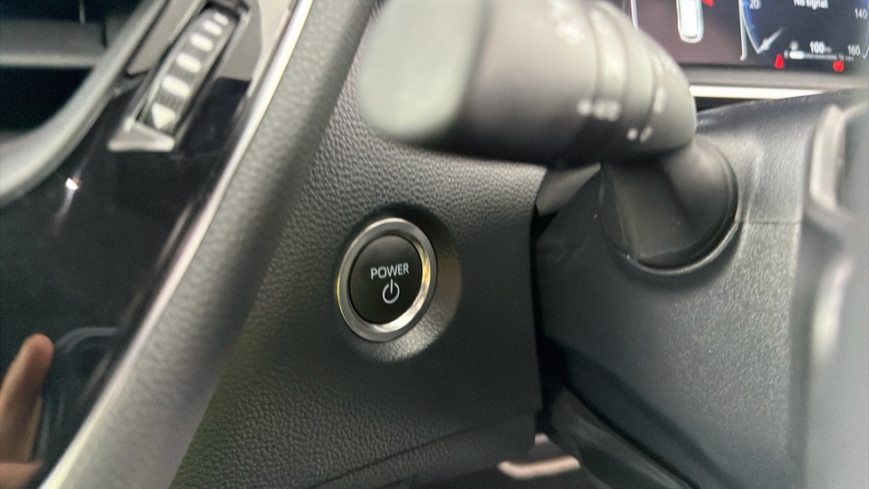 Toyota Corolla 2.0 Hybrid 178 Excel 5dr CVT Hybrid Estate - Image 16
