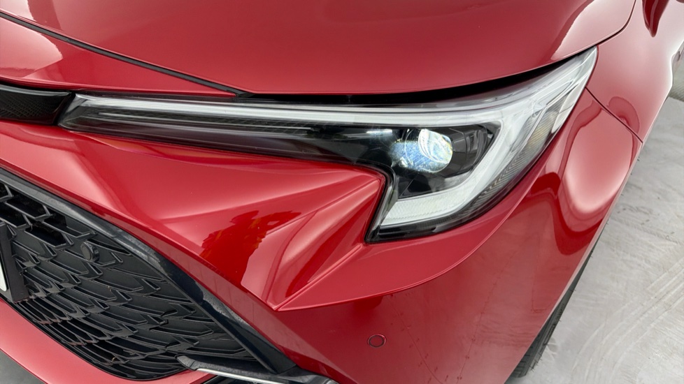 Toyota Corolla 2.0 Hybrid 178 Excel 5dr CVT Hybrid Estate - Image 20
