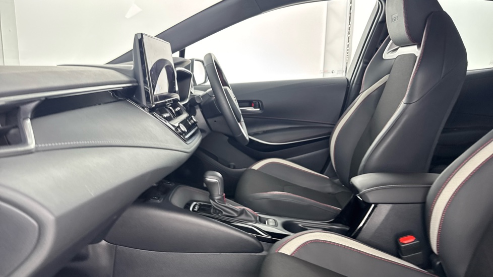 Toyota Corolla 1.8 Hybrid GR Sport 5dr CVT Hybrid Hatchback - Image 5