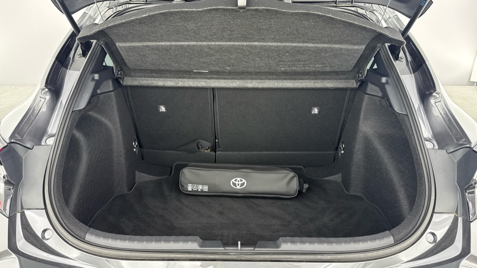 Toyota Corolla 1.8 Hybrid GR Sport 5dr CVT Hybrid Hatchback - Image 13
