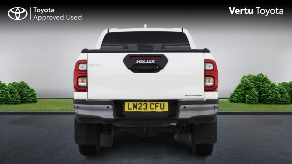 Toyota Hilux Diesel Invincible X D/Cab Pick Up 2.8 D-4D - Image 26