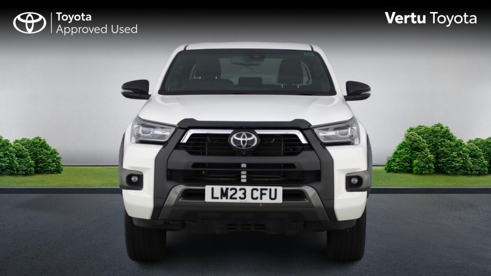 Toyota Hilux Diesel Invincible X D/Cab Pick Up 2.8 D-4D - Image 22