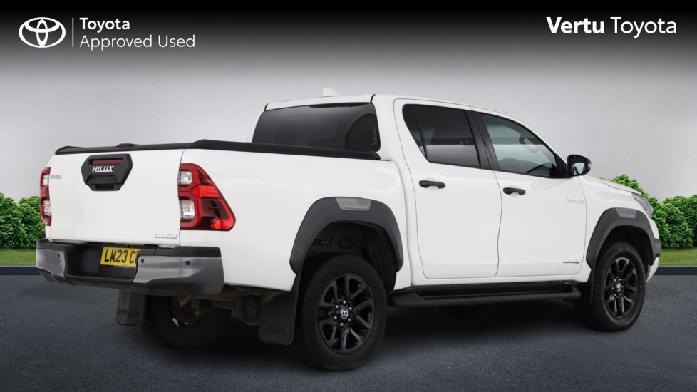 Toyota Hilux Diesel Invincible X D/Cab Pick Up 2.8 D-4D - Image 2