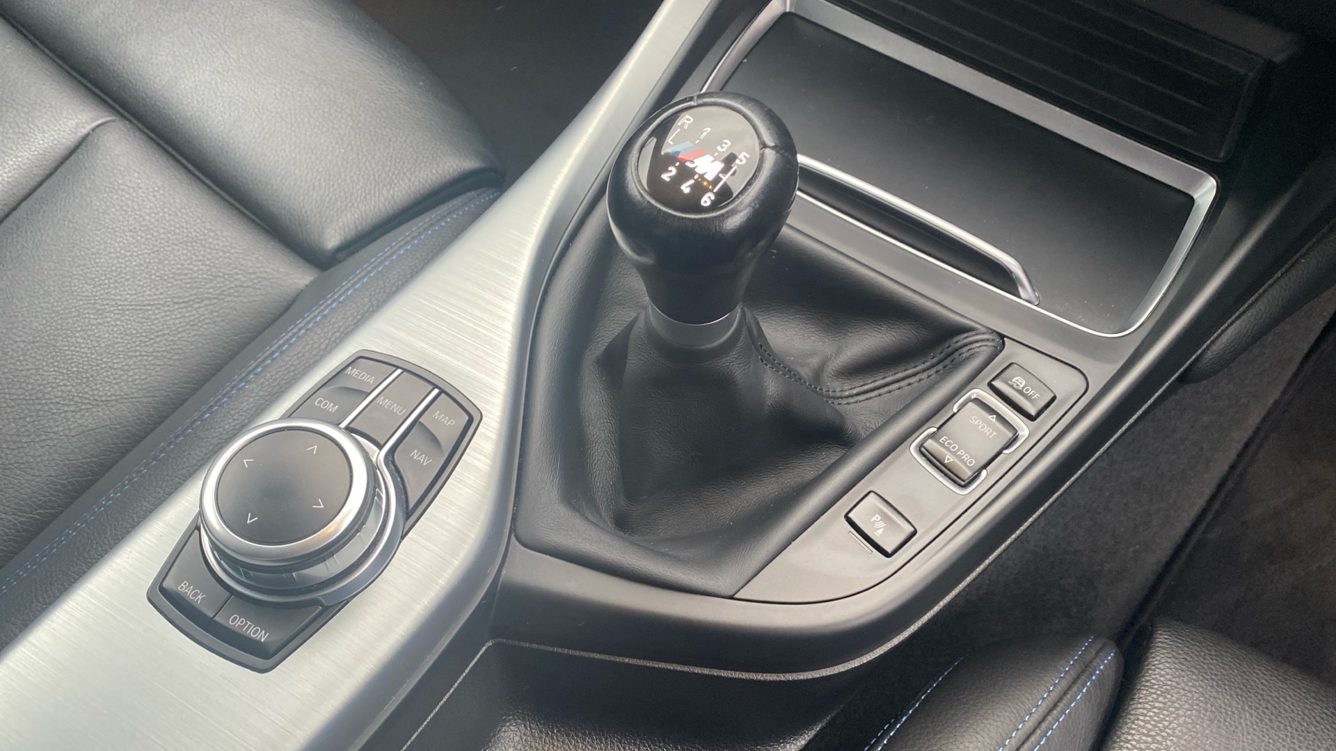 Used BMW 1 Series 2.0 120d M Sport Shadow Edition Euro 6 (s/s) 5dr - Image 19