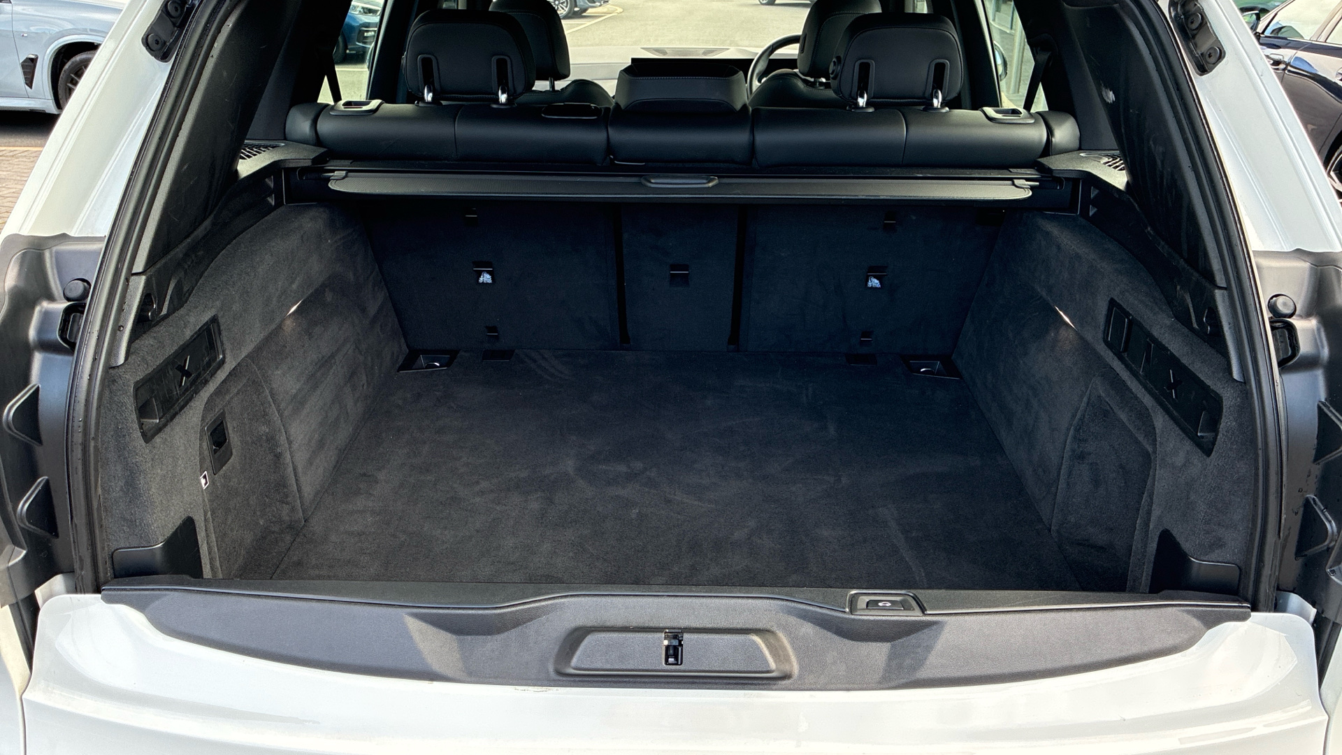 Used BMW X5 3.0 30d MHT M Sport Steptronic xDrive Euro 6 (s/s) 5dr - Image 13