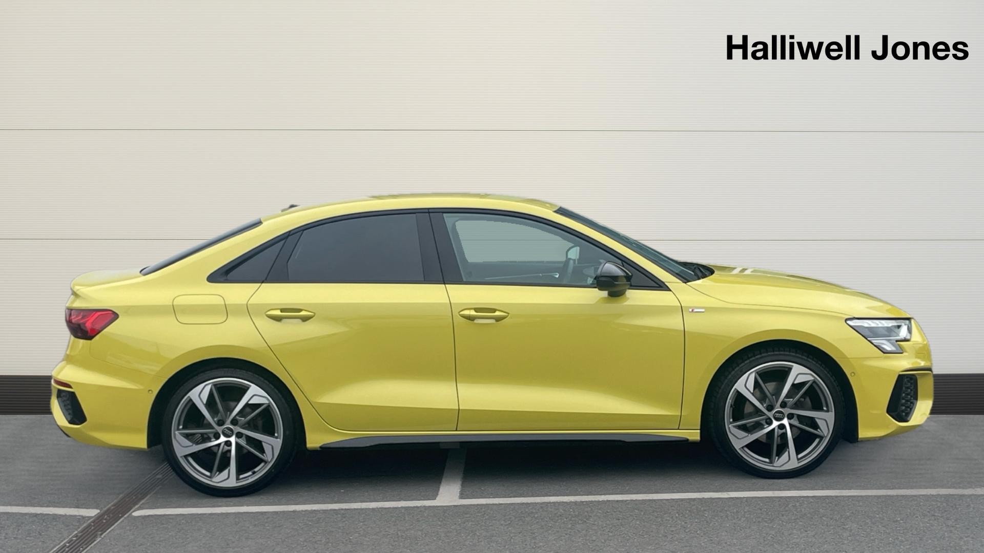 Used Audi A3 1.5 TFSI 35 Black Edition S Tronic Euro 6 (s/s) 4dr - Image 3