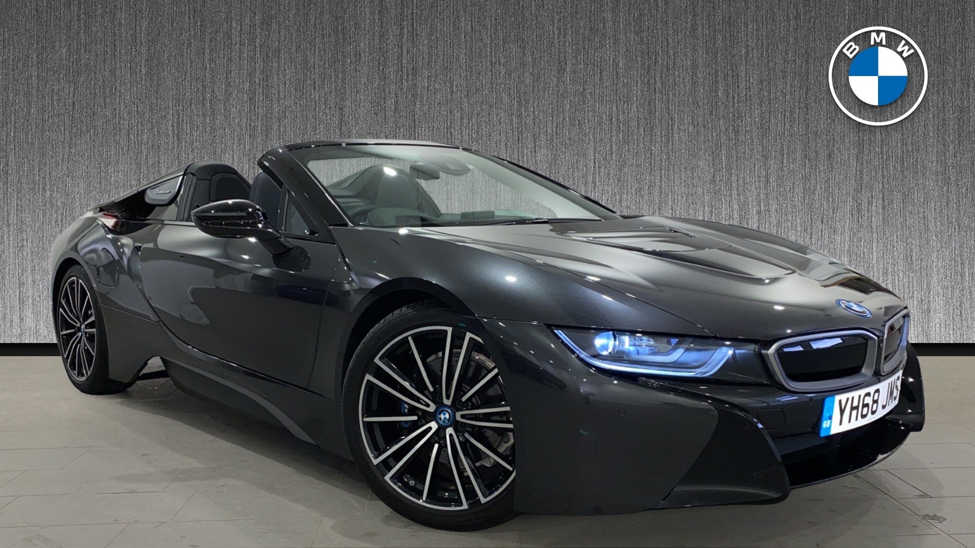Details for a 2019 BMW i8 Roadster