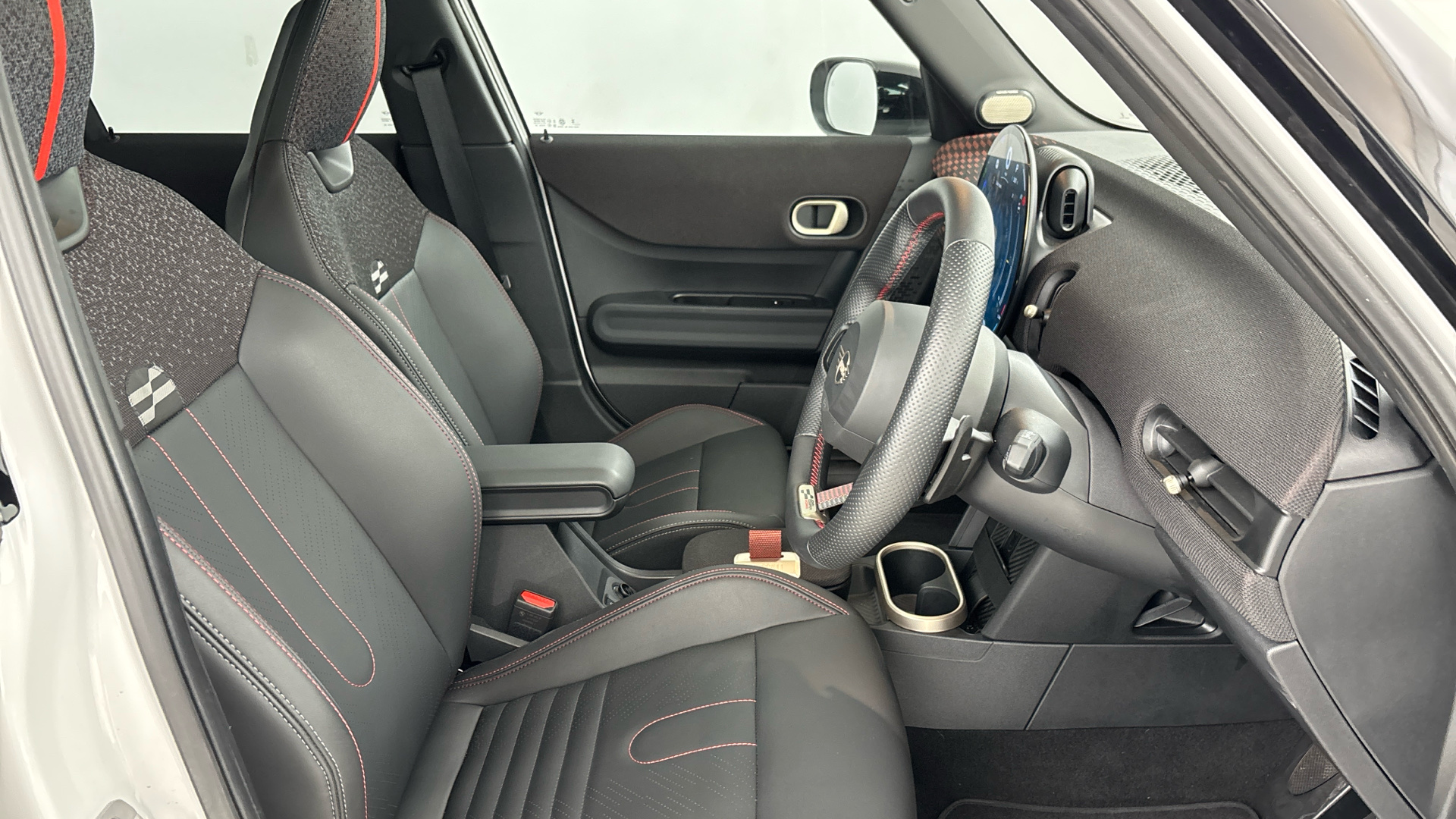 Used MINI 5-Door Hatch 1.5C Sport Steptronic Euro 6 (s/s) 5dr - Image 11