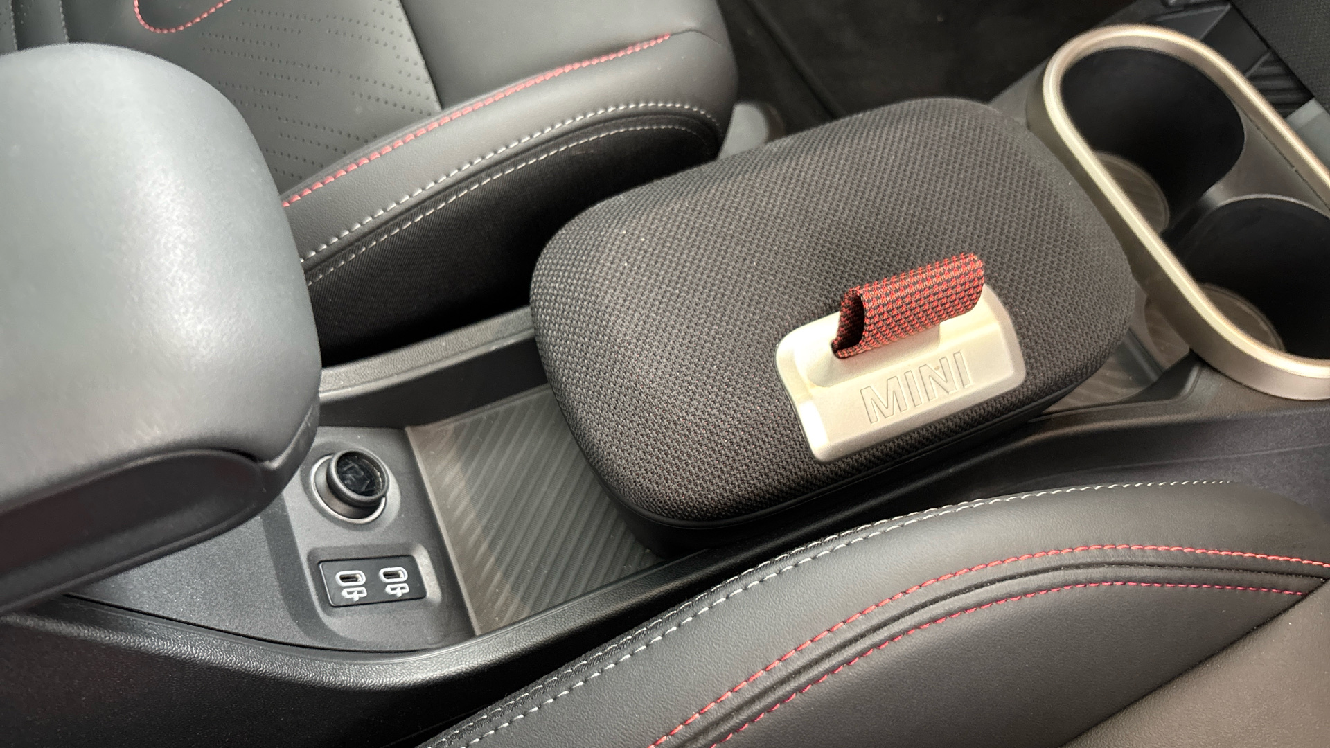 Used MINI 5-Door Hatch 1.5C Sport Steptronic Euro 6 (s/s) 5dr - Image 19