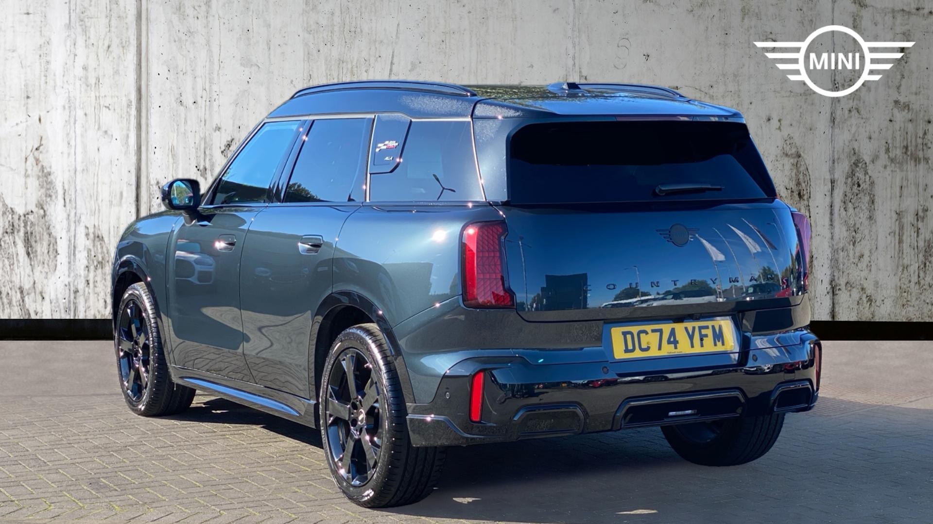 Used MINI Countryman 2.0S MHEV Sport DCT ALL4 Euro 6 (s/s) 5dr - Image 2