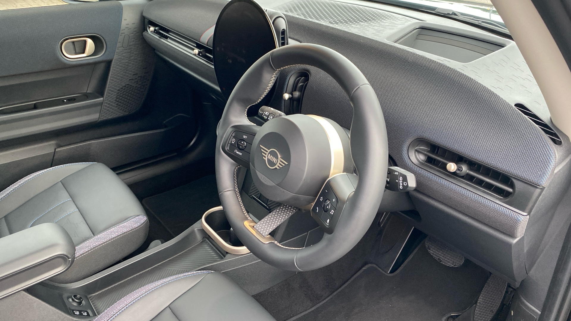 Used MINI 3-Door Hatch 2.0S Classic Steptronic Euro 6 (s/s) 3dr - Image 6