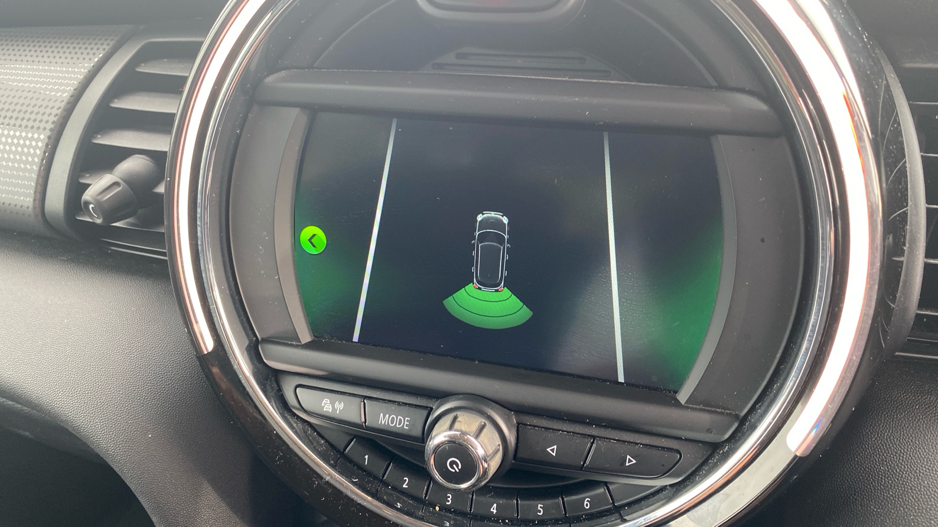 Used MINI 5-Door Hatch 1.5 Cooper Classic Steptronic Euro 6 (s/s) 5dr - Image 27