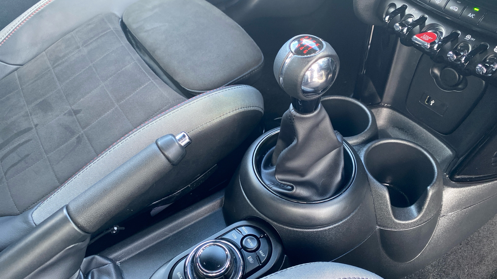 Used MINI 5-Door Hatch 2.0 Cooper S Sport Euro 6 (s/s) 5dr - Image 10