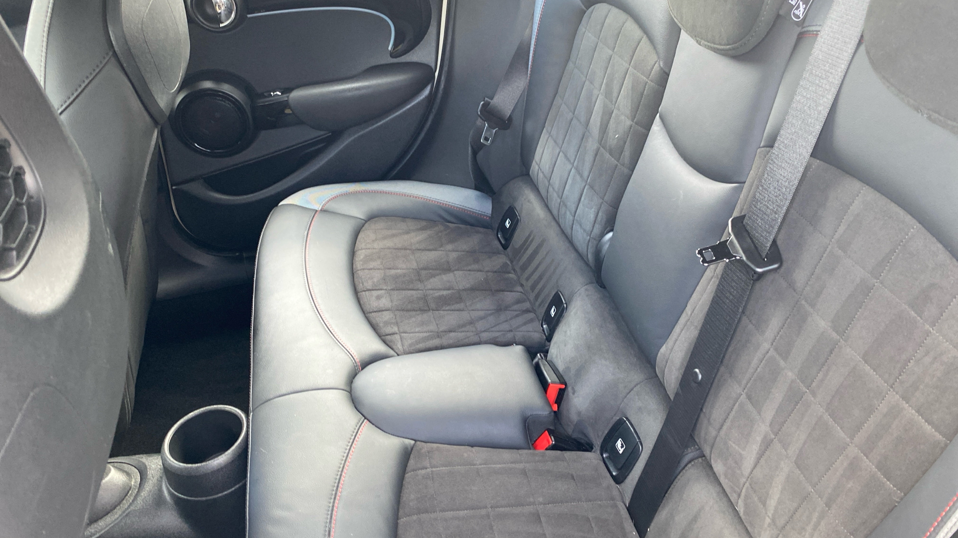 Used MINI 5-Door Hatch 2.0 Cooper S Sport Euro 6 (s/s) 5dr - Image 12